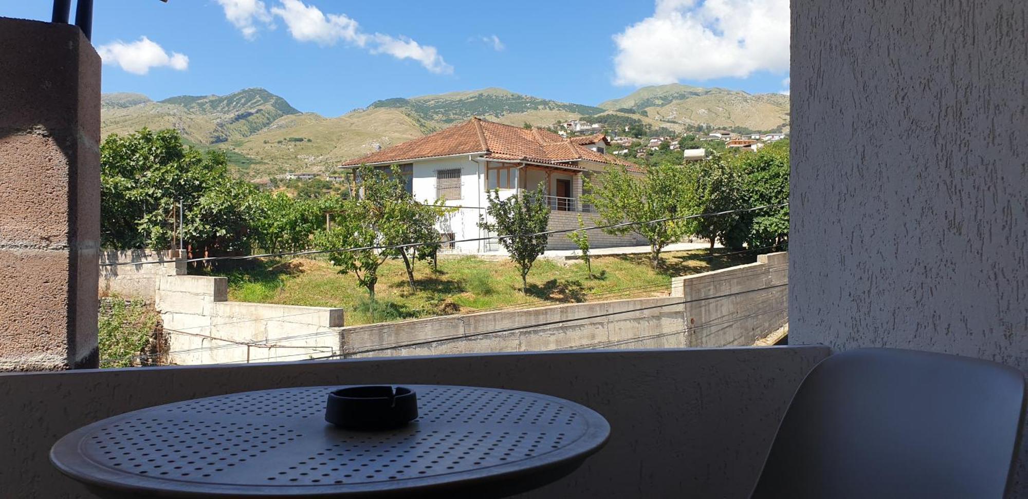Shena Guest House Gjirokastër 外观 照片
