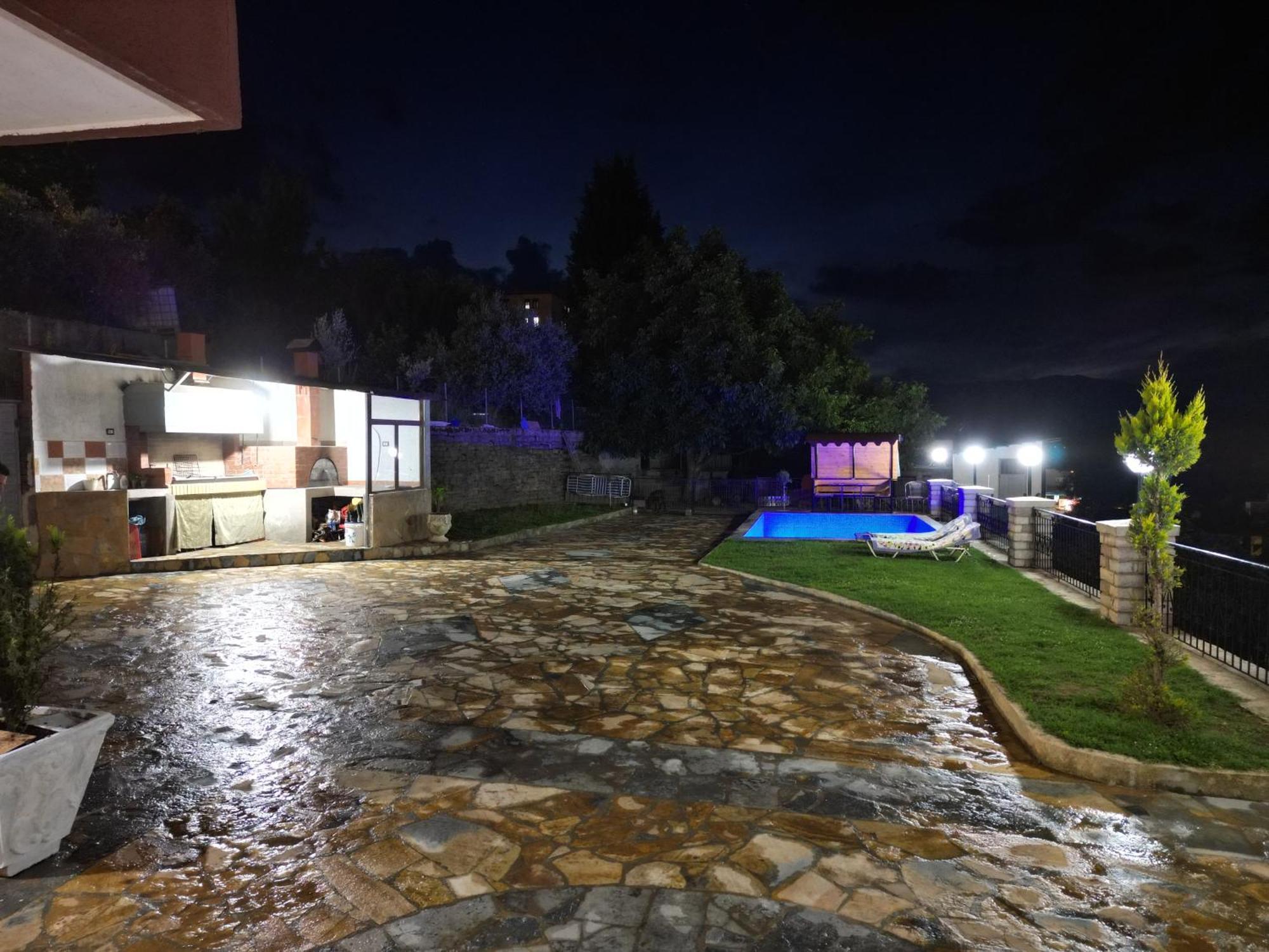 Shena Guest House Gjirokastër 外观 照片